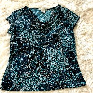 Women’s top, size M.  Never worn